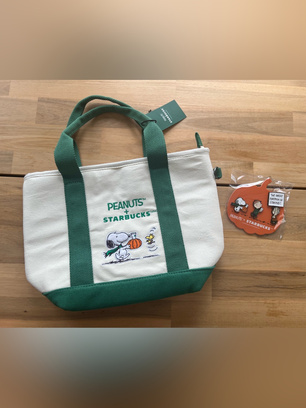 NWT Peanuts™ + Starbucks® Enamel Pin Set and Mini tote bag